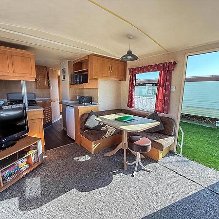 8 Berth Caravan With Free Wifi At Heacham Holiday Park In Norfolk Ref 21008E Exterior foto