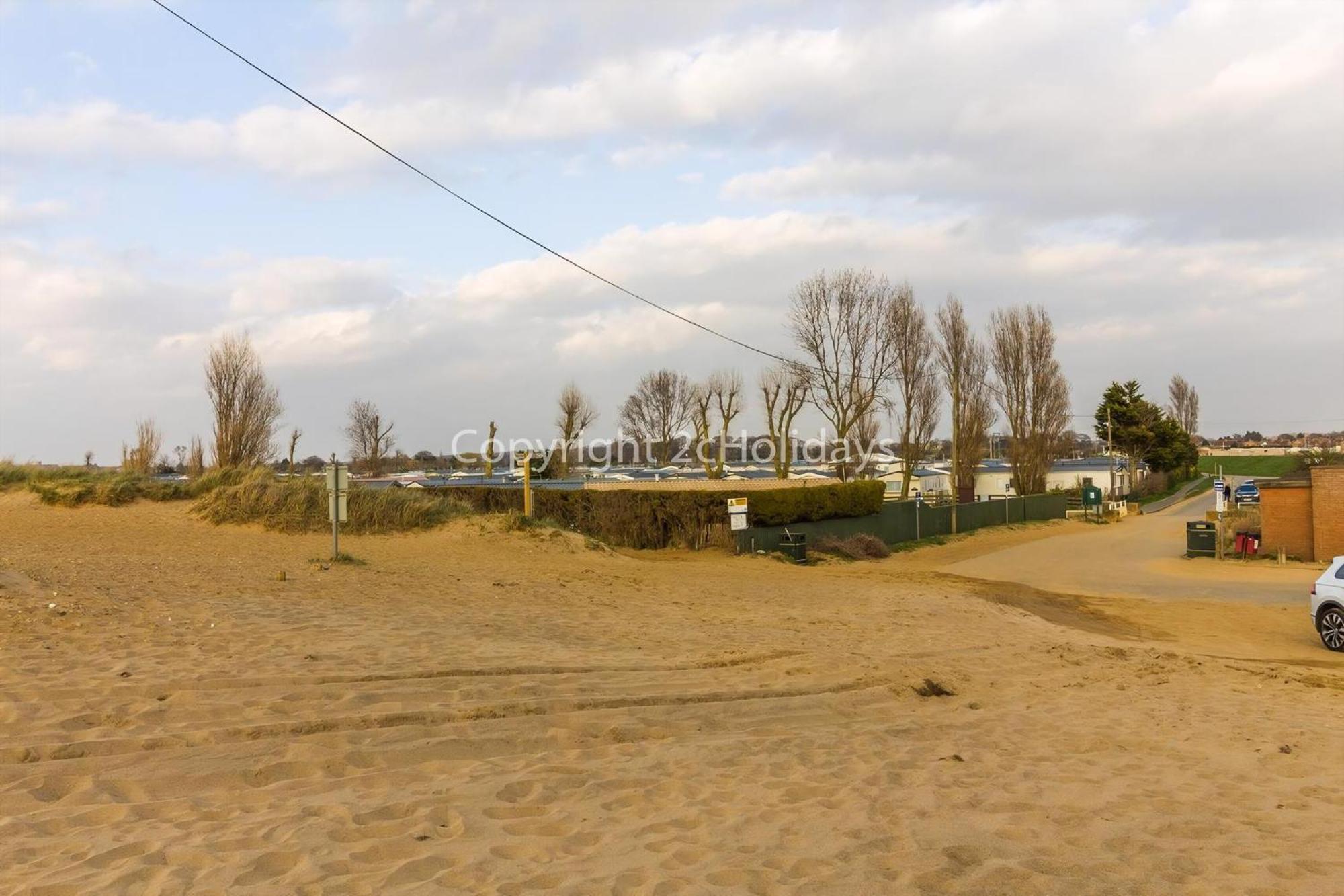 8 Berth Caravan With Free Wifi At Heacham Holiday Park In Norfolk Ref 21008E Exterior foto
